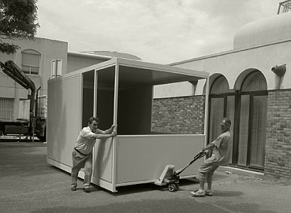 installation d'un module personnalisé sur mesure par la société SOMOLOC FTF installation d'un bungalow sur mesure par Somoloc FTF